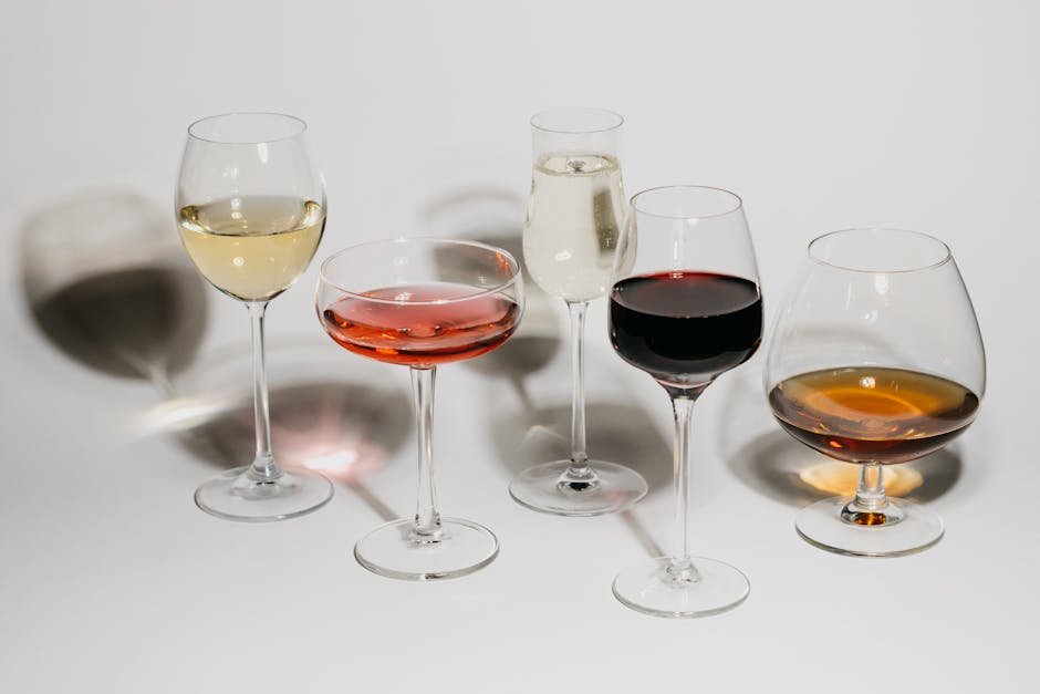 The Art of Selecting the Right Glassware for Drinks